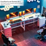 Escritorio gamer en forma de L con cajones y regleta de luz baja a un excelente precio