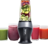 Extractor de nutrientes Ninja con 2 vasos baja a un excelente precio