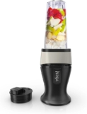 Licuadora personal compacta extractor de nutrientes Ninja Fit con vaso portátil reacondicionada baja a un tremendo precio