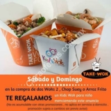 En Take a Wok comida para niños gratis comprando 2 woks sábado y domingo